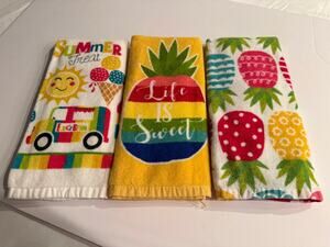 Serafina Home Summer Pineapple Ice Cream Kitchen Towel Set of 3 NWOT